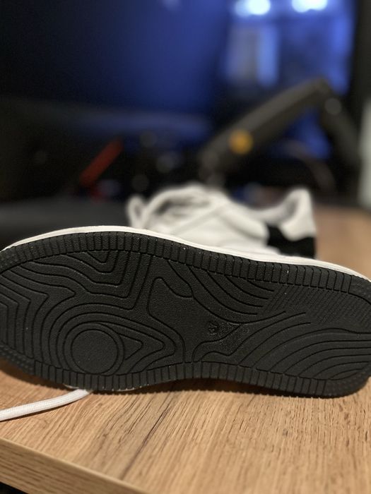 Кроссовки 37 новые