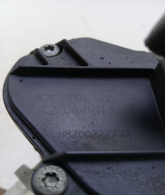 Supapa EGR  2.5 dci H8200222772 Renault Espace a 4-a generatie (facel