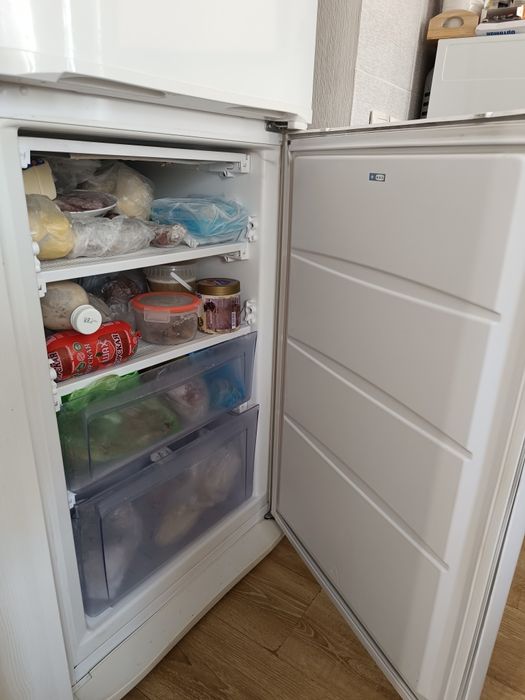 Продам холодильник.