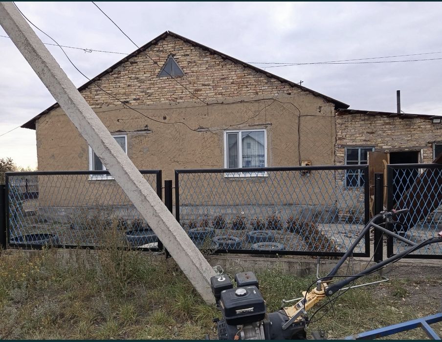 Продается дом в поселке Новодолинкский