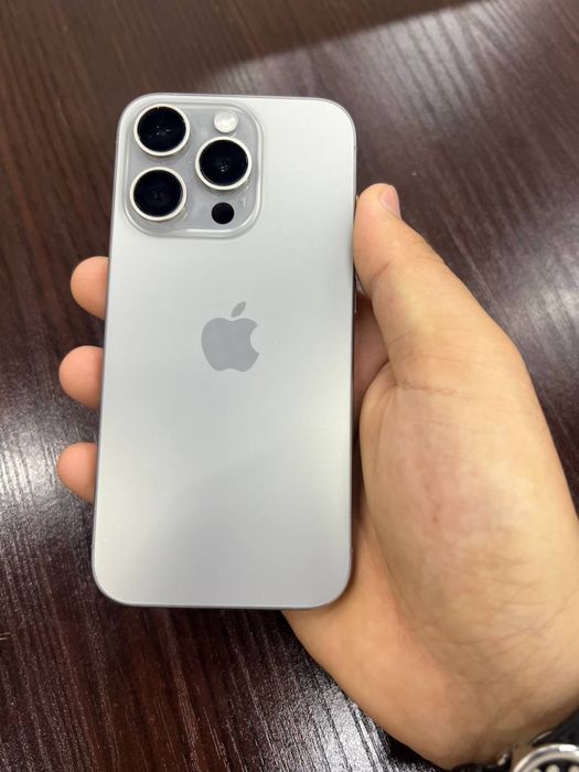 Iphone 15 pro 128 gb