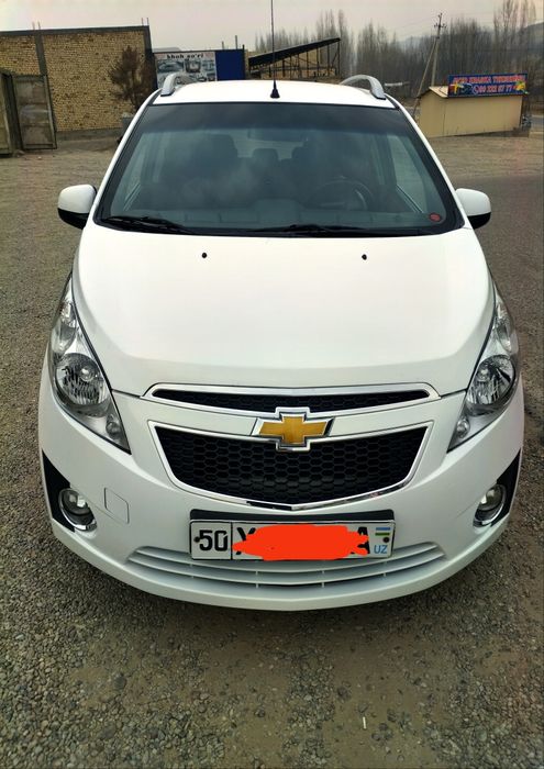 Chevrolet spark sotiladi