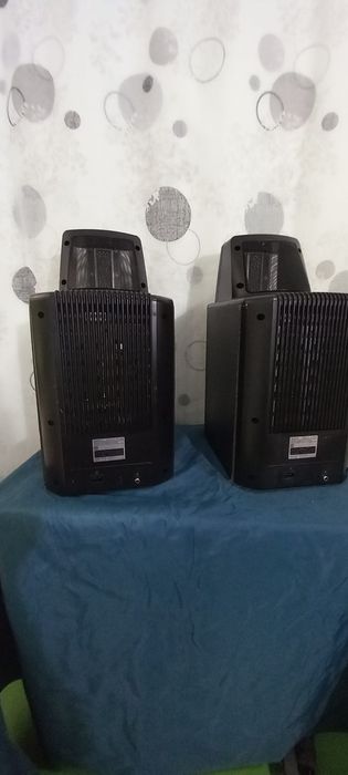 Boxe Sony electrostatic biamplificate