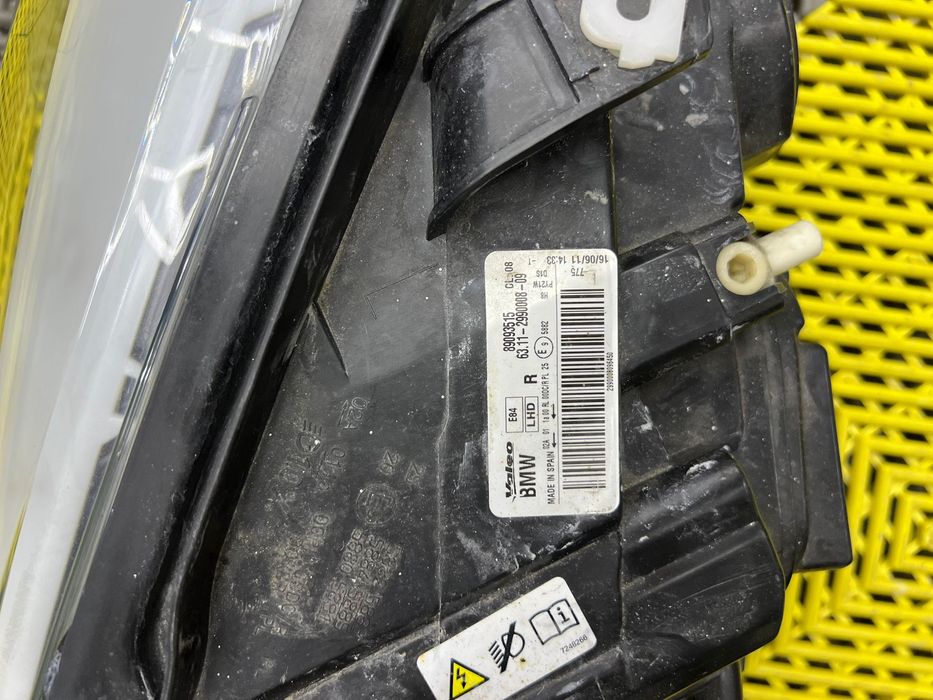 Фар за BMW X1 E84, десен