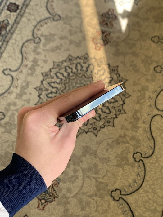 iPhone 12 pro ochilmagan ideal