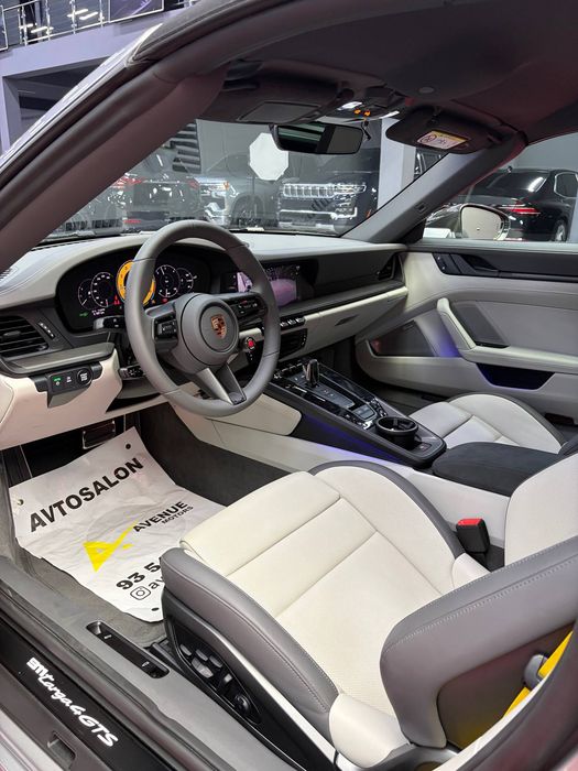 Porsche 911 Targa 4GTS