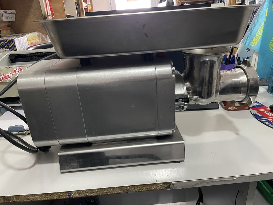 Мясорубка коммерческая