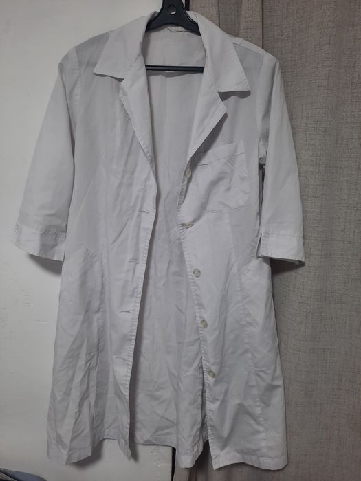 Медициналық киімдер халаттар.