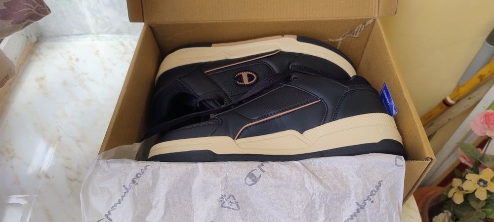 Маратонки CHAMPION ,номер 41;26 см