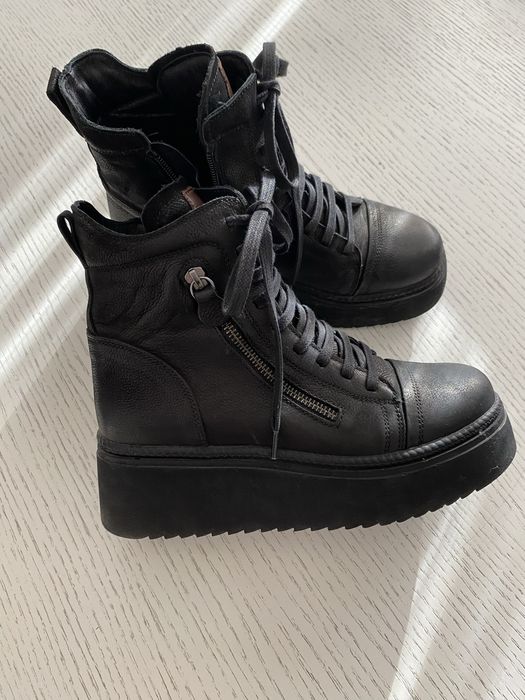 Обувки Karen Milen,Естествен велур,Guess