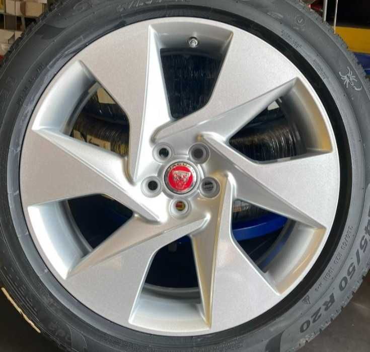 Jante Jaguar I Pace senzori presiune anvelope iarna Pirelli 245 50 20