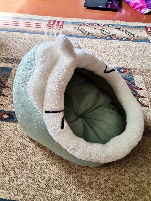 Продам домик для кошек