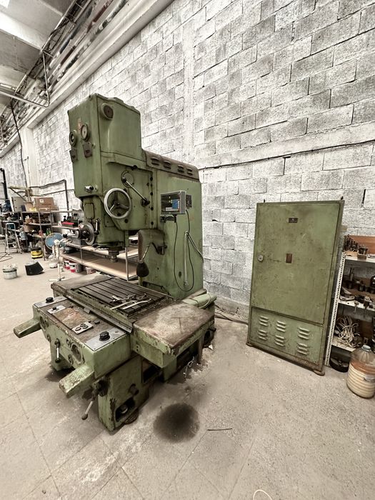 Продавам  Фреза-2000€  Кординат - 3000€