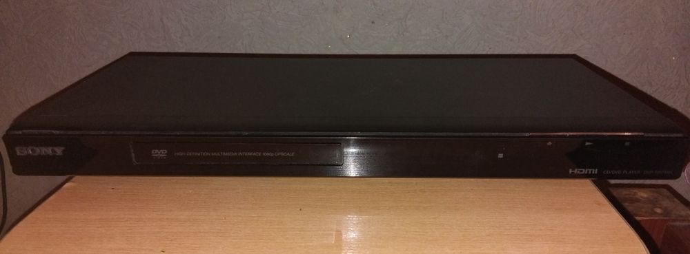 Дивиди проигрыватель SONY  DVP-NS718HP