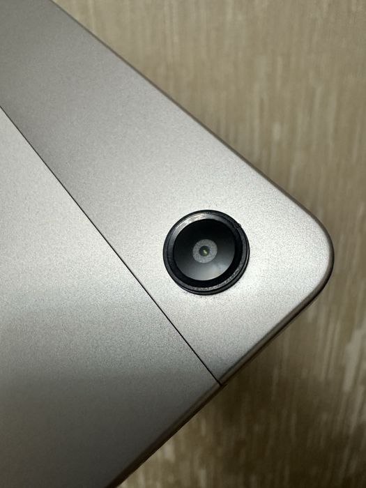 Samsung tab A9+ планшет