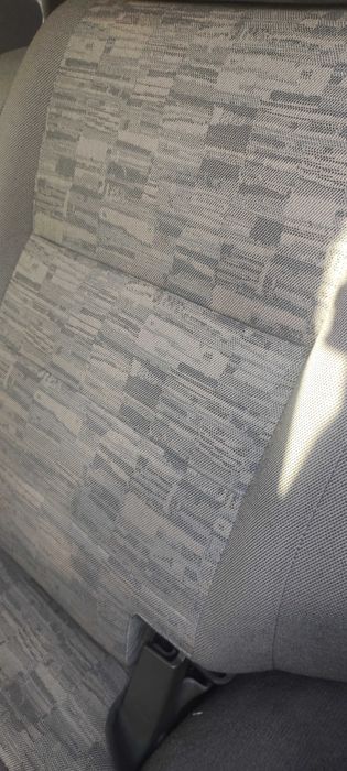 Продавам салон зa Land Rover Discovery 2