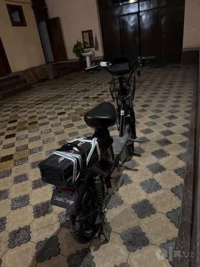 skuter dashrider yaxshi sastayani srochnoga sotiladi