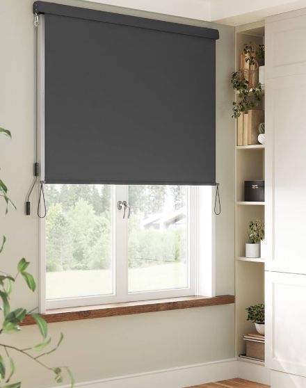 Вертикална тента за балкон с корпус