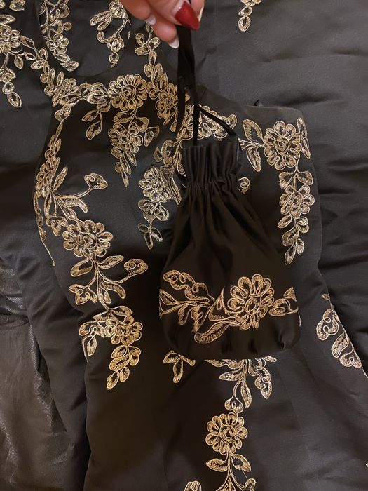 Абитуриентска/официална рокля