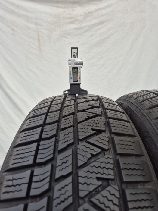 2бр 215 65 17 Kumho зимни 22г