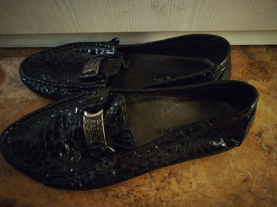 Продам мокасы женские