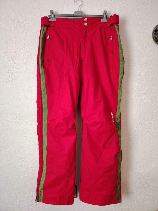 Спортен екип за ски на  Vist