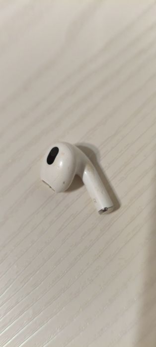 Airpods 3 рабочий правая