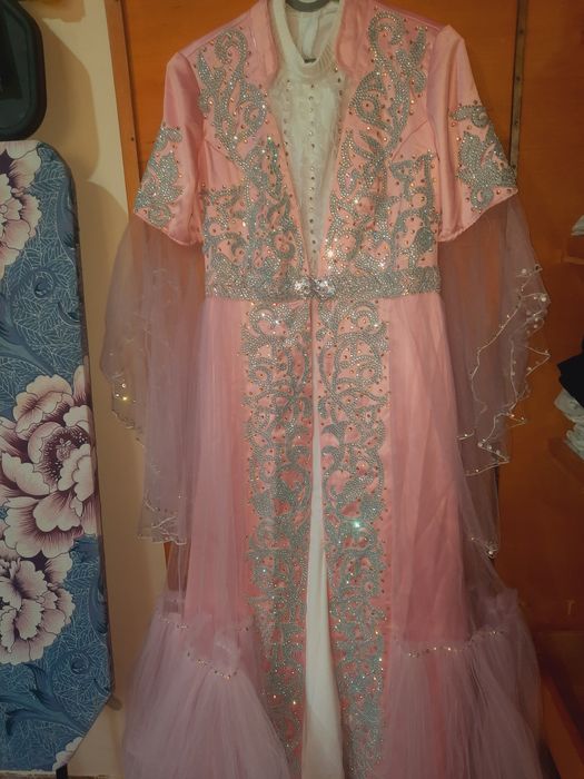 Kelin salomga Ansambillar