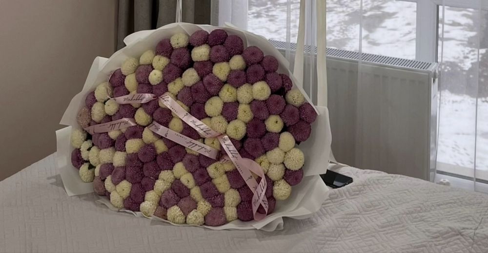 Очень пышный букет (момоко 151 шт)