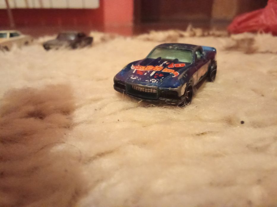 Хотлилс почти чисто нови