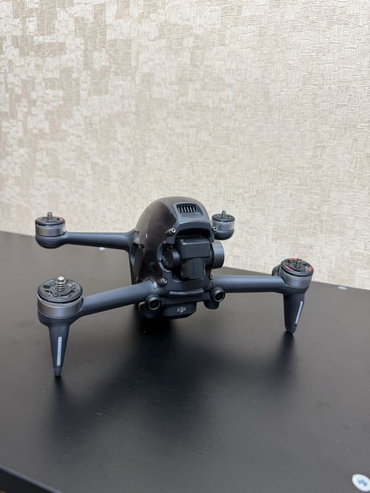 DJI FPV — комплект с очками