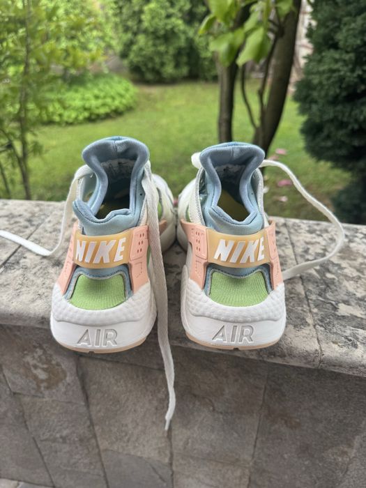 Дамски маратонки Nike Air Huarache