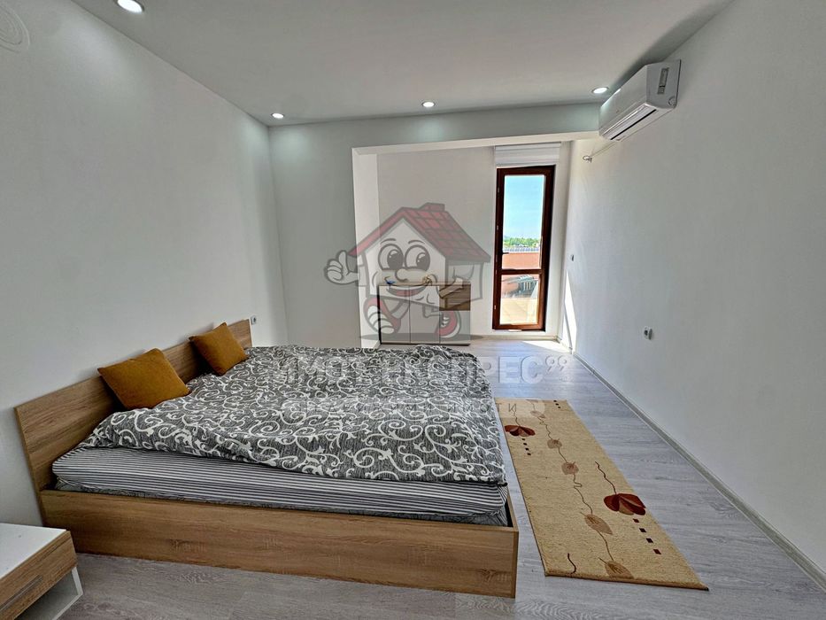 Обзаведен тристаен апартамент, нов, панорамна гледка, кв.Баба Тонка