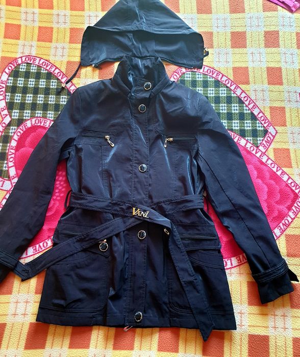 Пролетно есенен, спортно елегантен шлифер