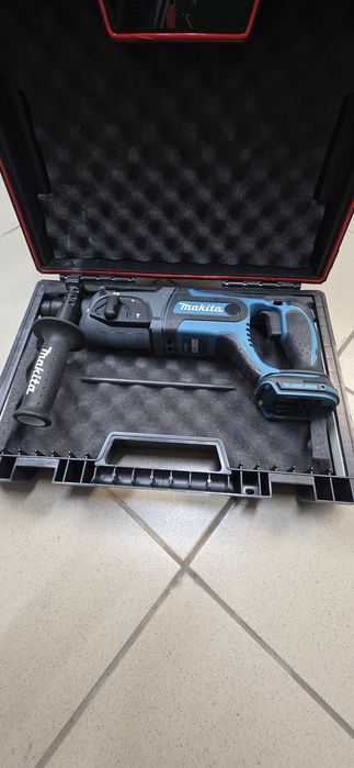 Акумулаторен перфоратор Makita DHR241Z