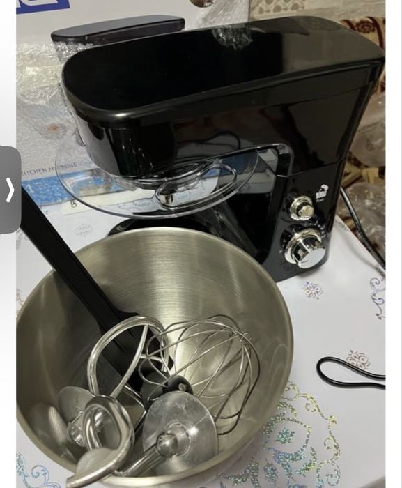 Продаю кухонный планетарный миксер