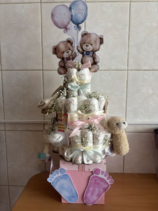 Cadou personalizat Diaper cake pentru gender reveal, botez sau taieri de mot