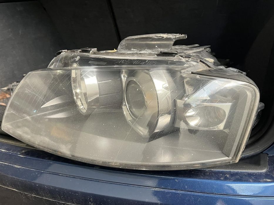 Ляв фар за ауди А3 8п ксенон