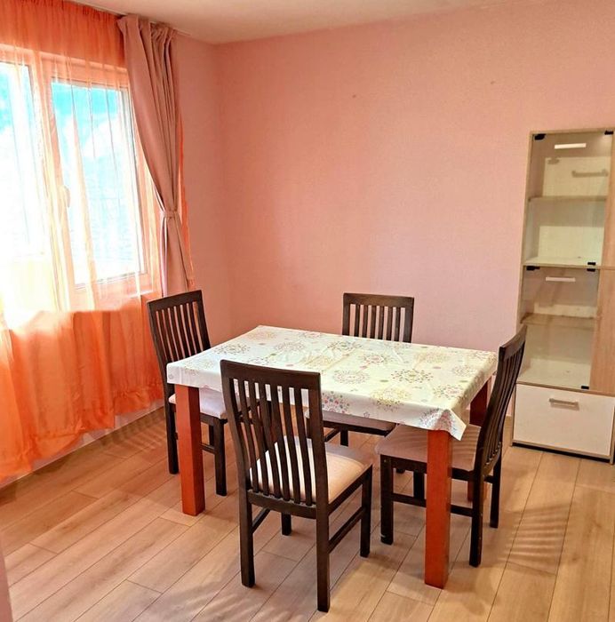 Тристаен апартамент с ГАРАЖ в ж.к. Манастирски ливади.