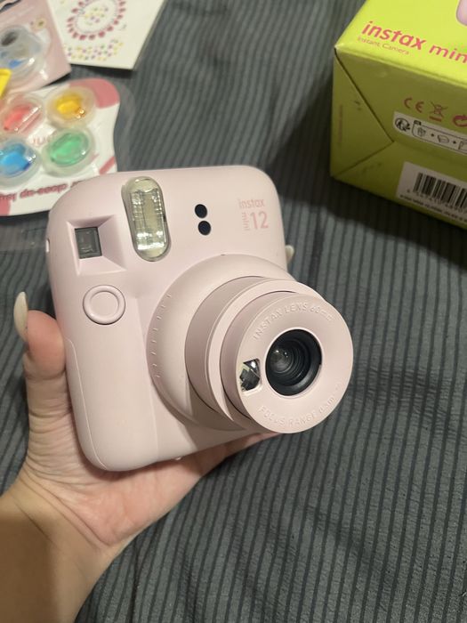 Instax mini 12  розовый