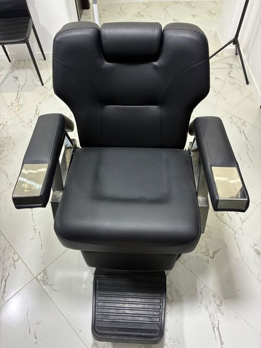 Scaun Frzerie si Coafor + accesorii