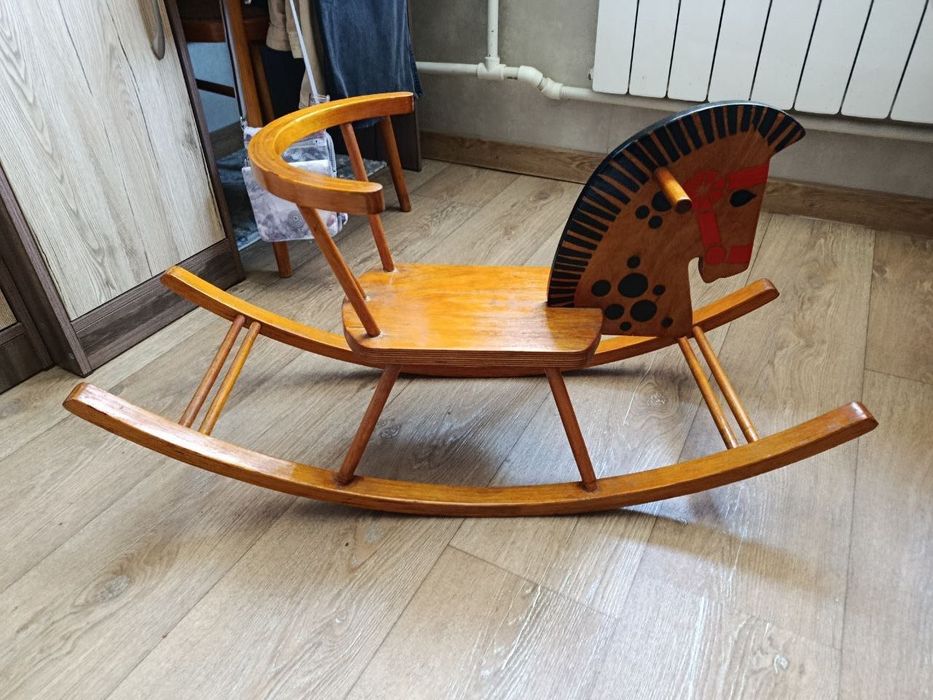 Игрушка детская-качалка
