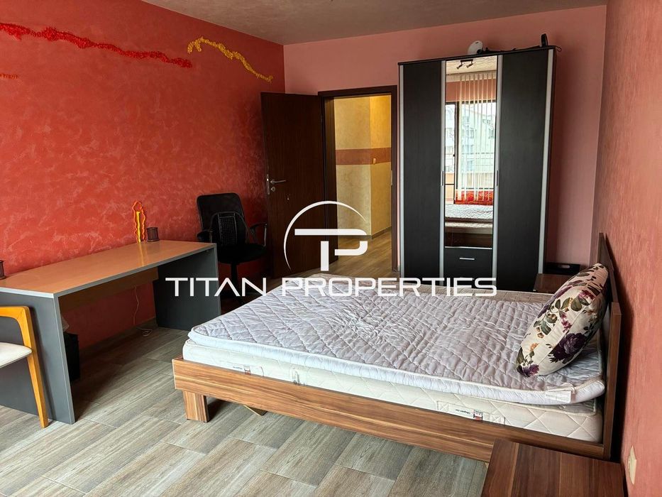 Дава се под наем Тристаен апартамент в Пловдив, Христо Смирненски - 90 кв.м за 558.45 € - Снимка #4