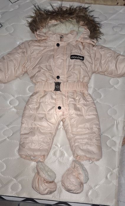 Кизлар комбинезони сотилади