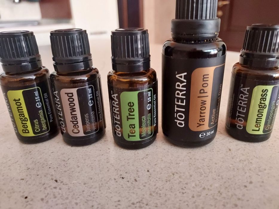 Vând uleiuri Doterra
