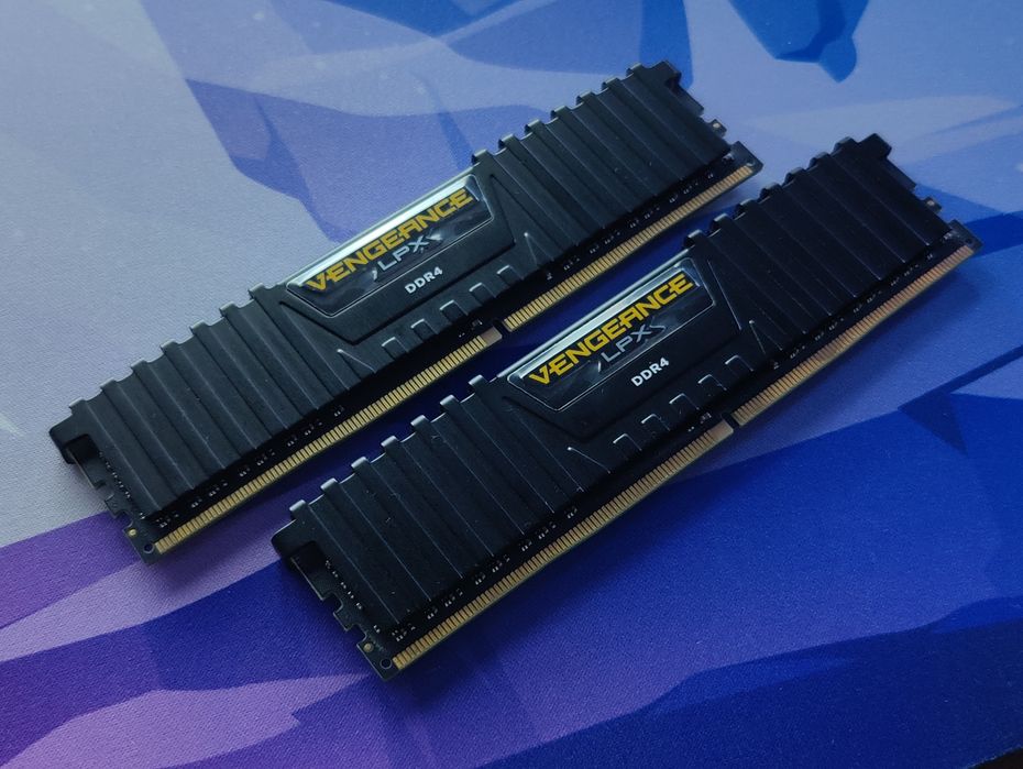 RAM Corsair DDR4
