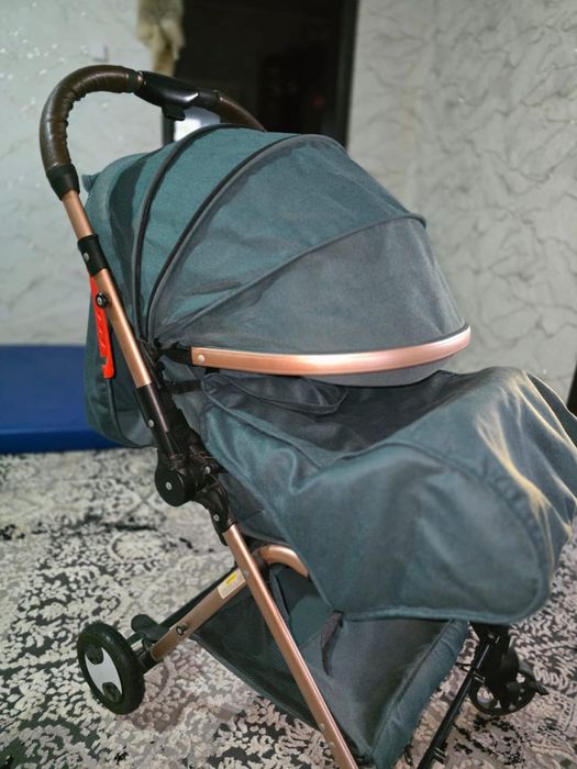 Продам коляску почти новая не дорого