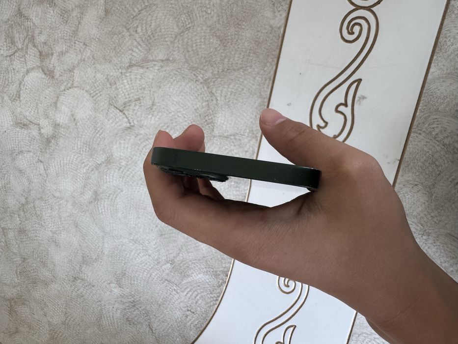 iphone 13 в хорошом состояний