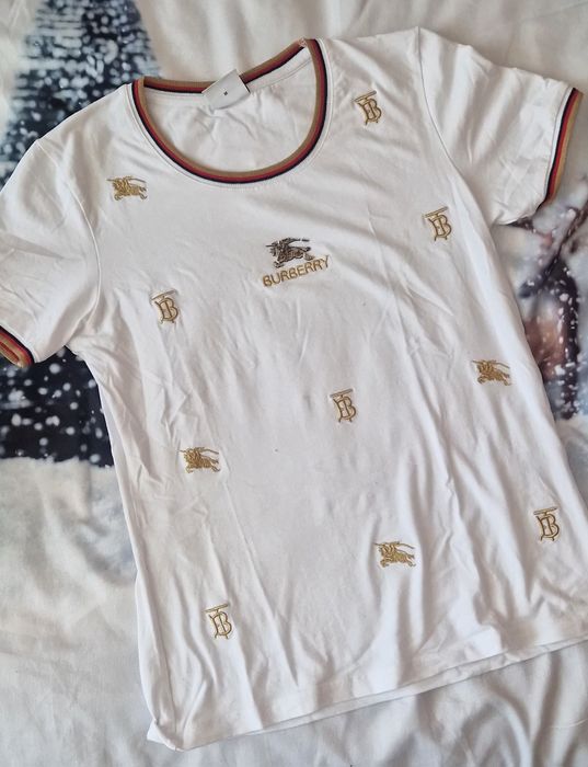 Дамски тениски Guees,Pause,Burberry,Vuitton,Pinko,Bottega