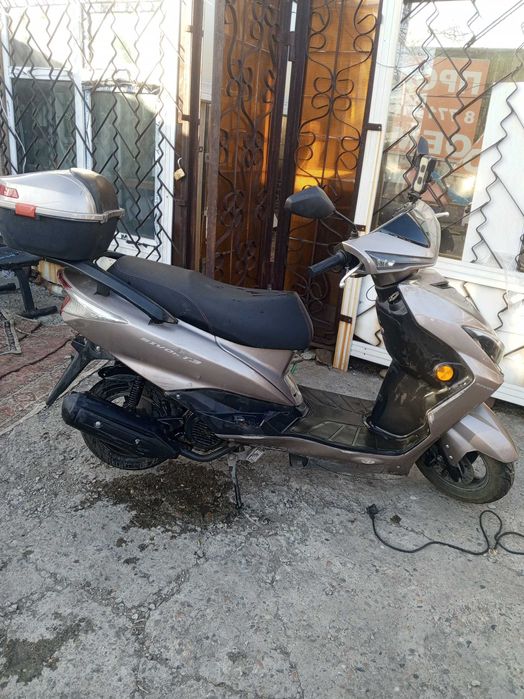 Продам скутер МФ8